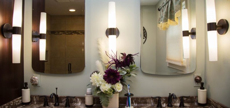 dual sink and mirror bathroom vanity