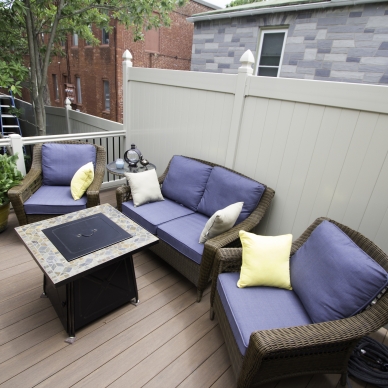 deck with deck furniture