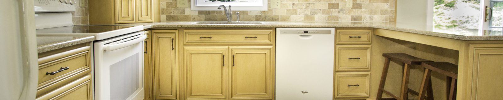Country Kitchen Remodel by Zephyr Thomas Home Improvement project photo 4