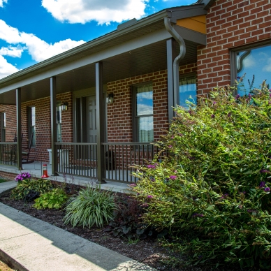 railing and porch posts