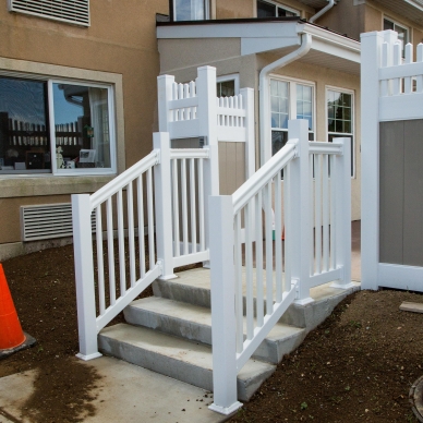 vinyl railing installation