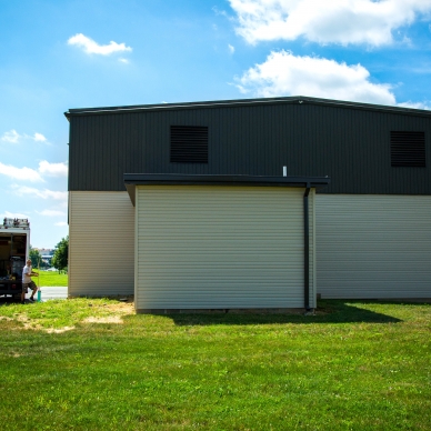 commercial vinyl siding installation