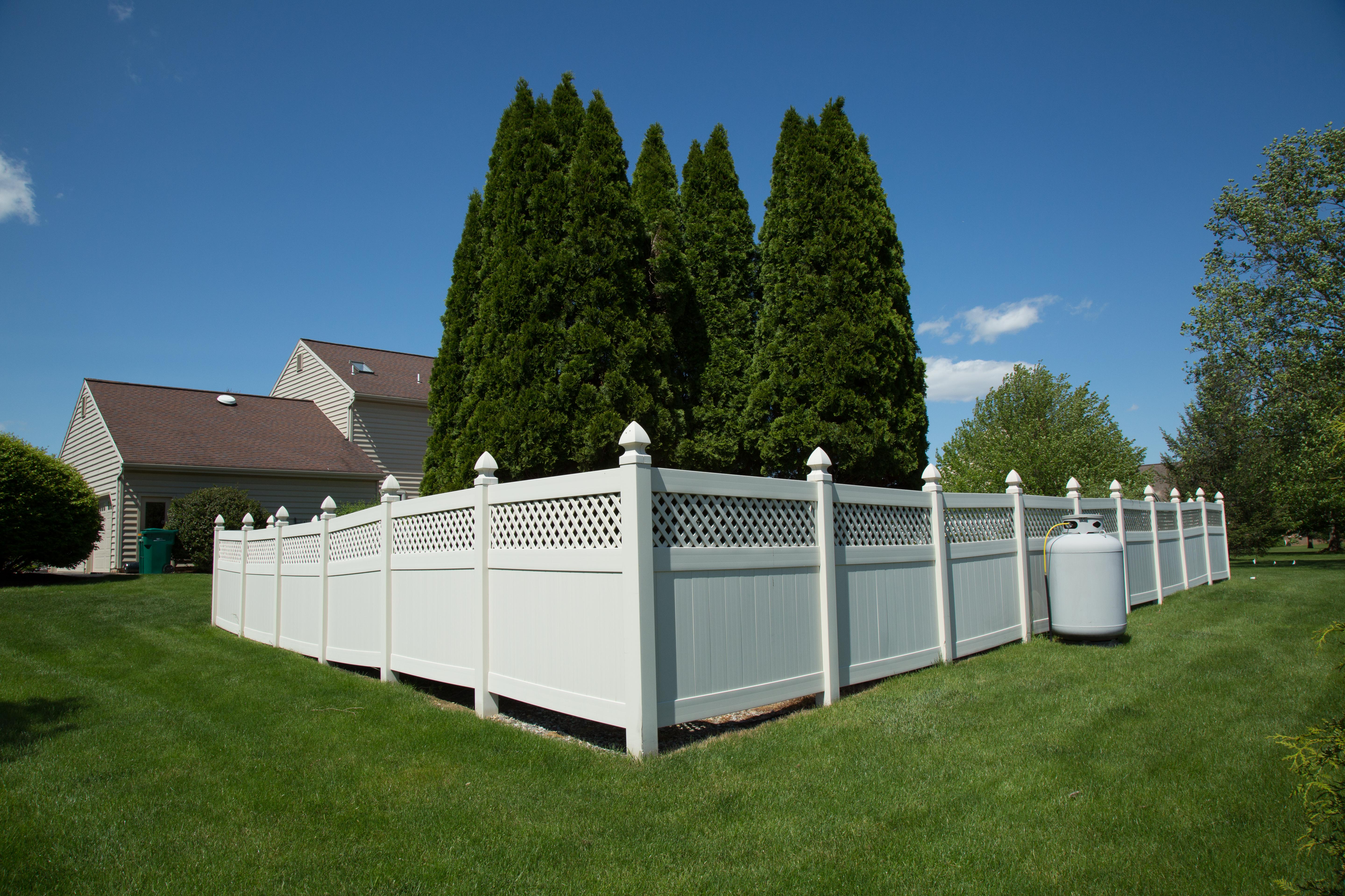 DIY Sustainable Divine Garden PVC Semi Privacy Fence China Semi Privacy ...