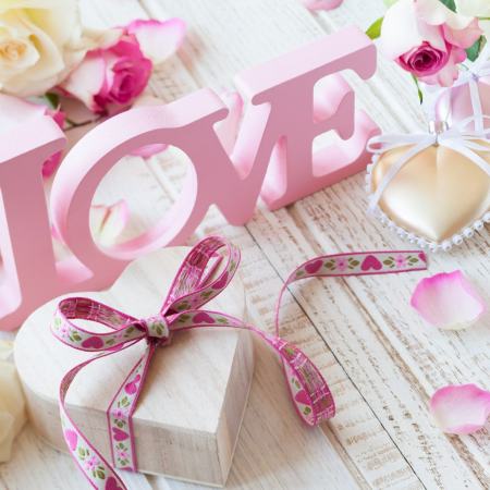 valentine's day decor letters presents hearts