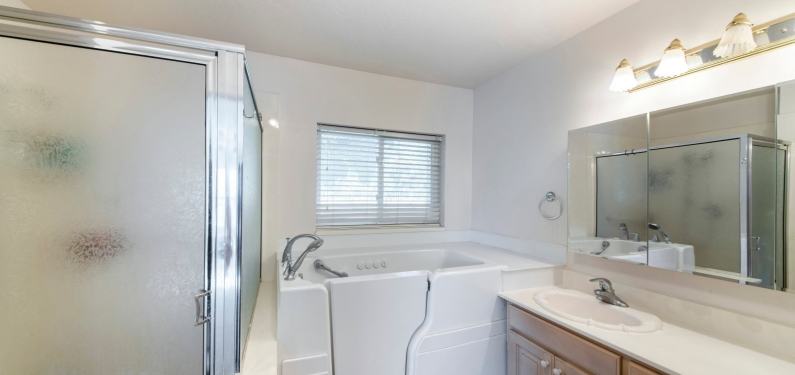 walk-in tub in a bathroom